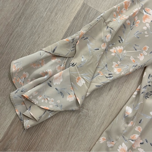 Calvin Klein Floral Blouse - Picture 2 of 3